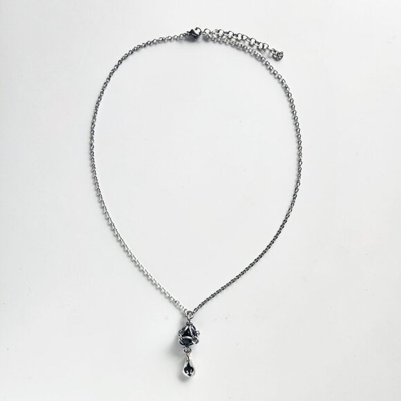 Gothic Victorian Vampire black jasper and silver  chain mail necklace - Picture 5 of 8